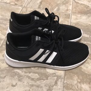 New Adida’s Cloudform Trainers, Size 7.5 Womens